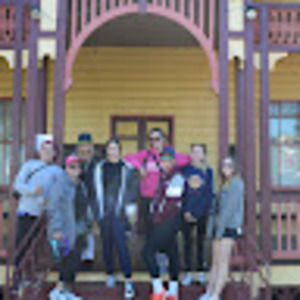 Meet your Posher, Chloe